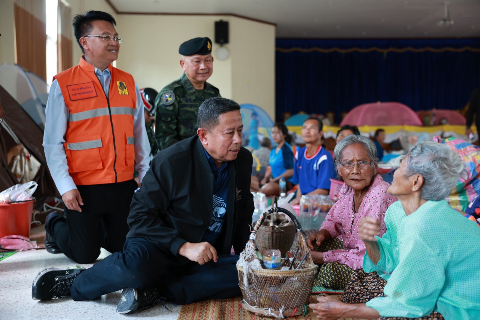 รัฐมนตรีว่าการกระทรวงกลาโหม ขอบคุณภาคประชาชนร่วมสนับสนุนกองทัพ