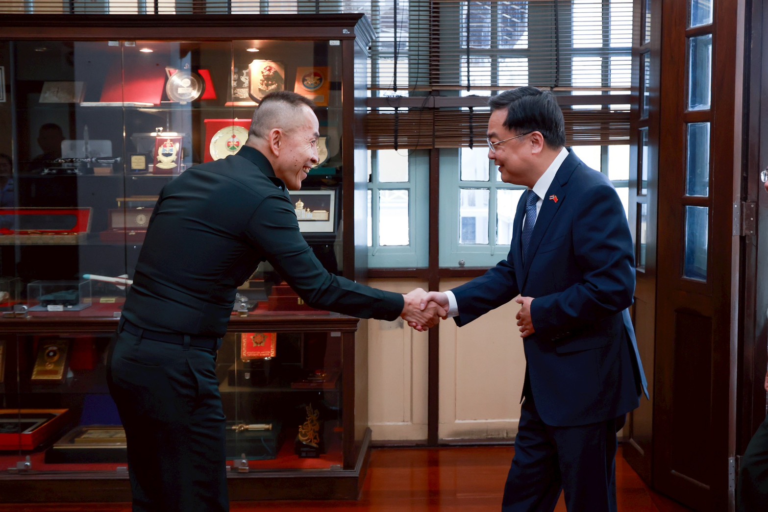 เอกอัครราชทูตสาธารณรัฐประชาชนจีนประจำประเทศไทย เข้าเยี่ยมคำนับ รัฐมนตรีว่าการกระทรวงกลาโหม