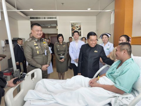 รัฐมนตรีว่าการกระทรวงกลาโหมเยี่ยมให้กำลังใจเจ้าหน้าที่ตำรวจตระเวนชายแดน